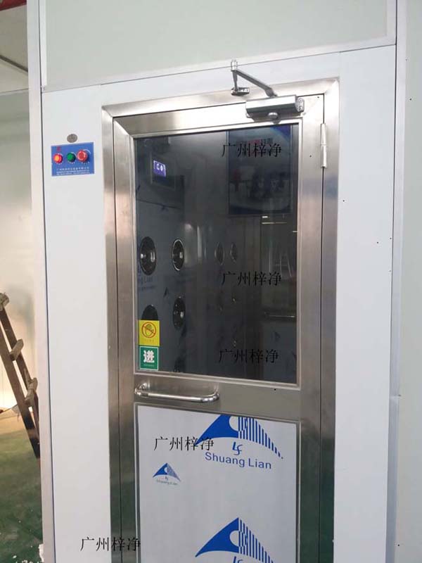 手拉門風(fēng)淋室造價(jià)使用、安裝方便