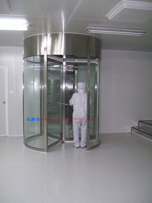 人員進出旋轉(zhuǎn)門風(fēng)淋室 人員進出旋轉(zhuǎn)門風(fēng)淋室