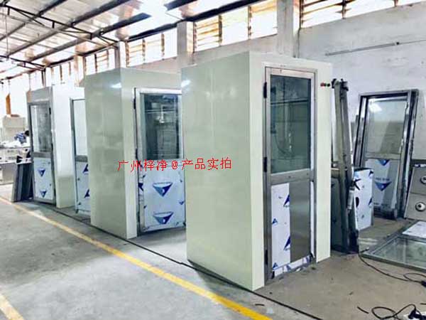 風淋室生產(chǎn)車間