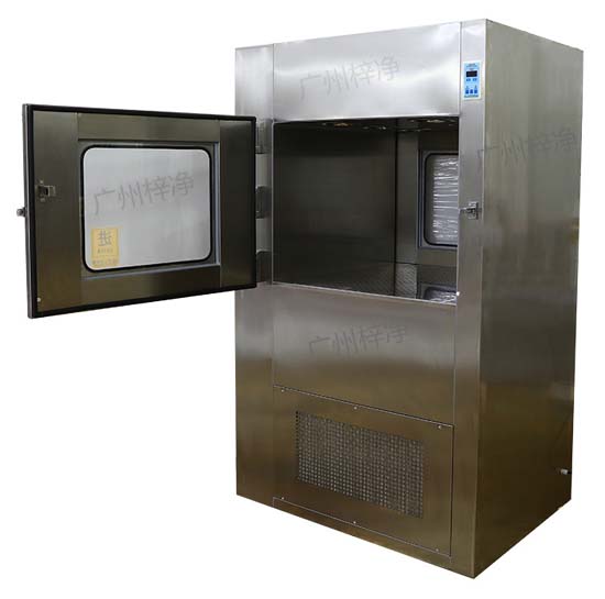 風(fēng)淋傳遞窗在醫(yī)療器械行業(yè)，潔凈室的環(huán)境對(duì)于產(chǎn)品的質(zhì)量和安全性至關(guān)重要